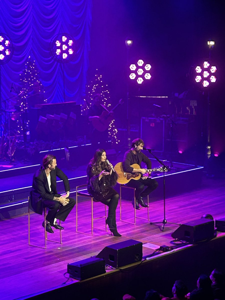 Merry Christmas All! <a href="/ladya/">Lady A</a> at <a href="/theryman/">Ryman Auditorium</a> was a wonderful way to kick off Christmas. 🎄