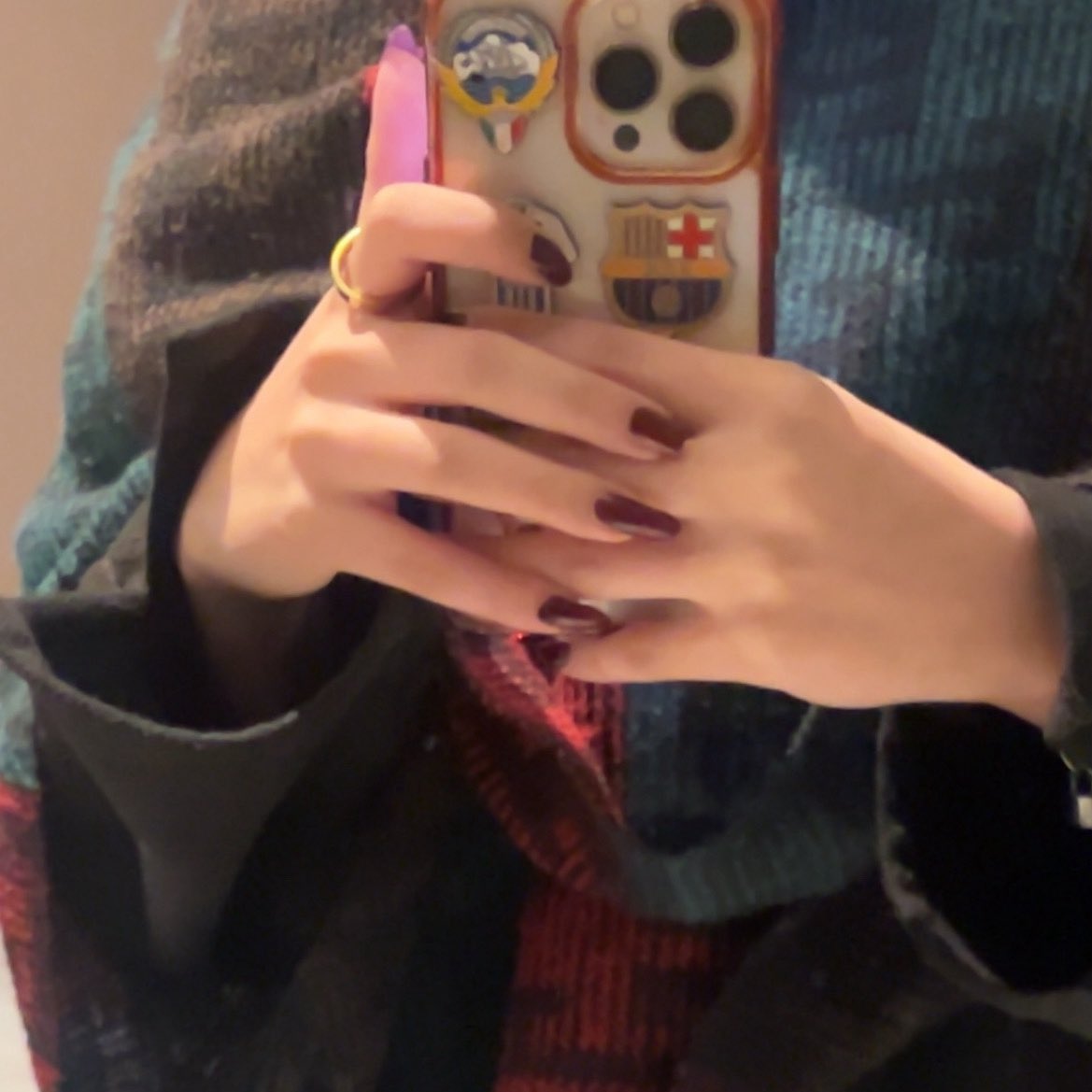 allzaiinnn's tweet image. خالتي ماودج تغيرين وضعية التصوير؟