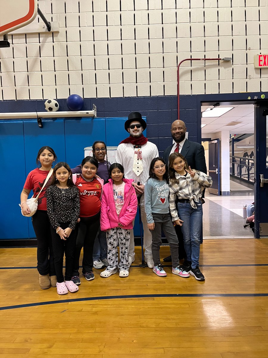 Kemp Mill - Dr. Bernard X. James, Sr., Principal tweet media