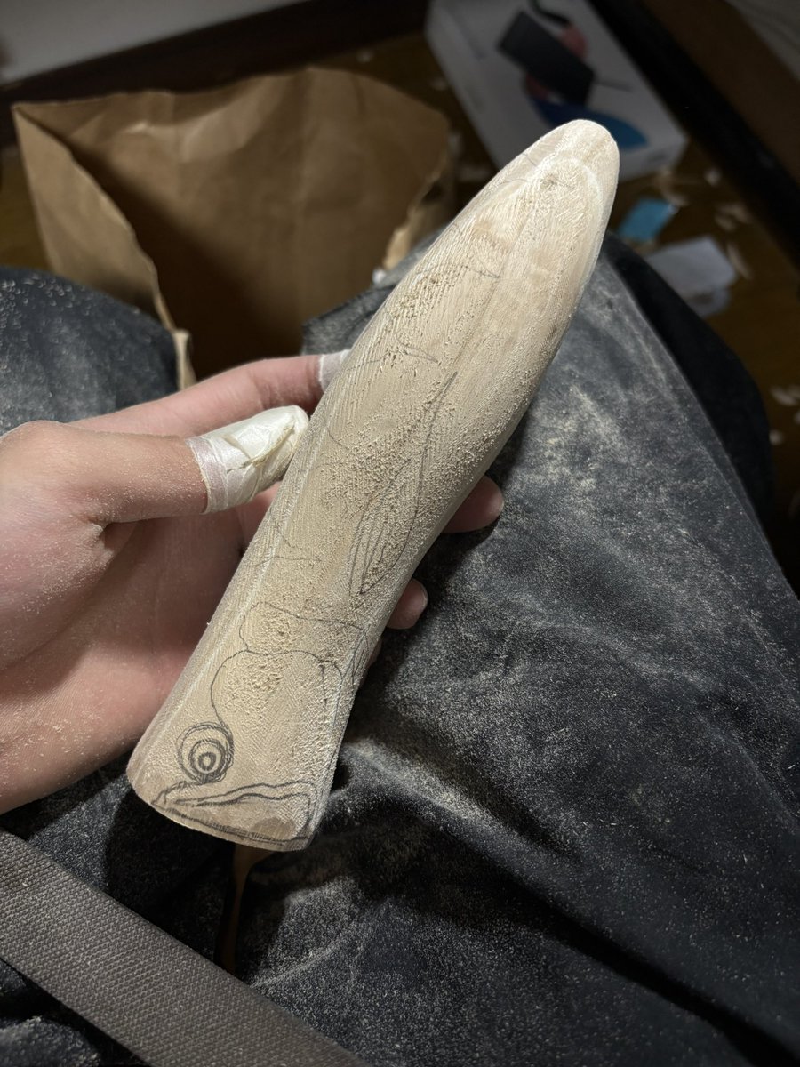 daisukefish's tweet image. 手間はかかるけどせっかくだから旋盤じゃ作れない形状で進めたい