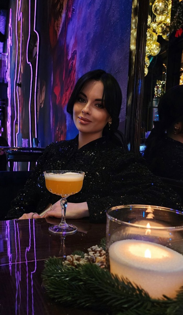 BohuslavskaKate's tweet image. Merry Christmas 🍸🎄