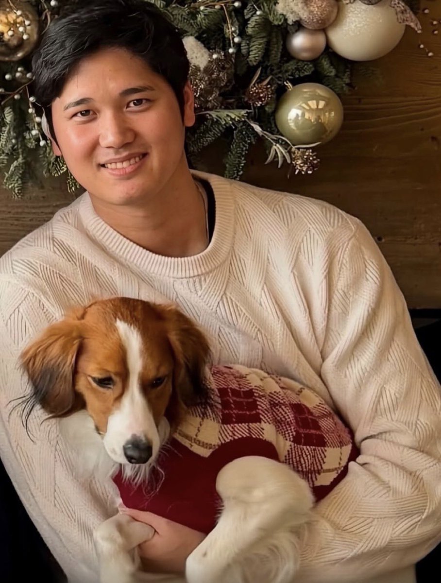 デコピンページ デコピン始球式とか！可愛すぎる！！！🐶FIRST PITCH BY 'DECOY