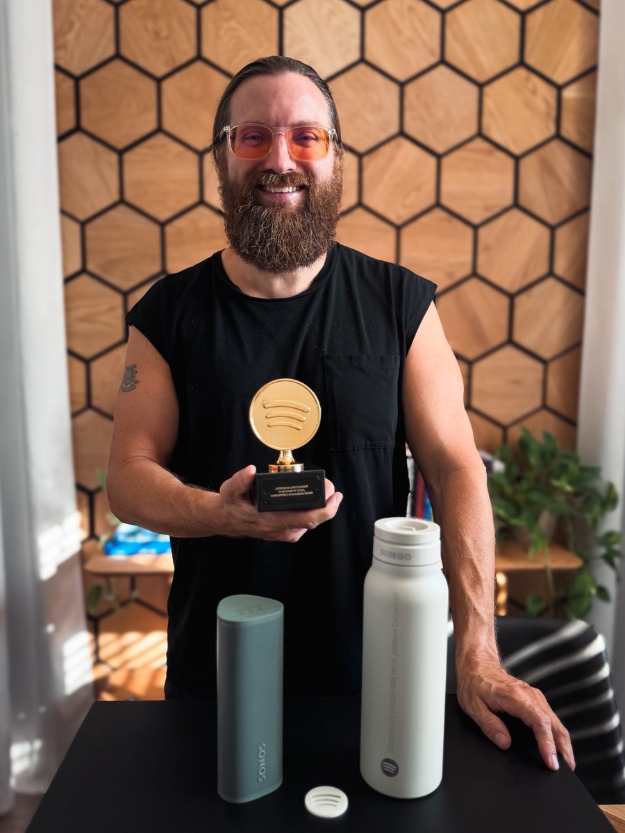 Jordan Crowder tweet media