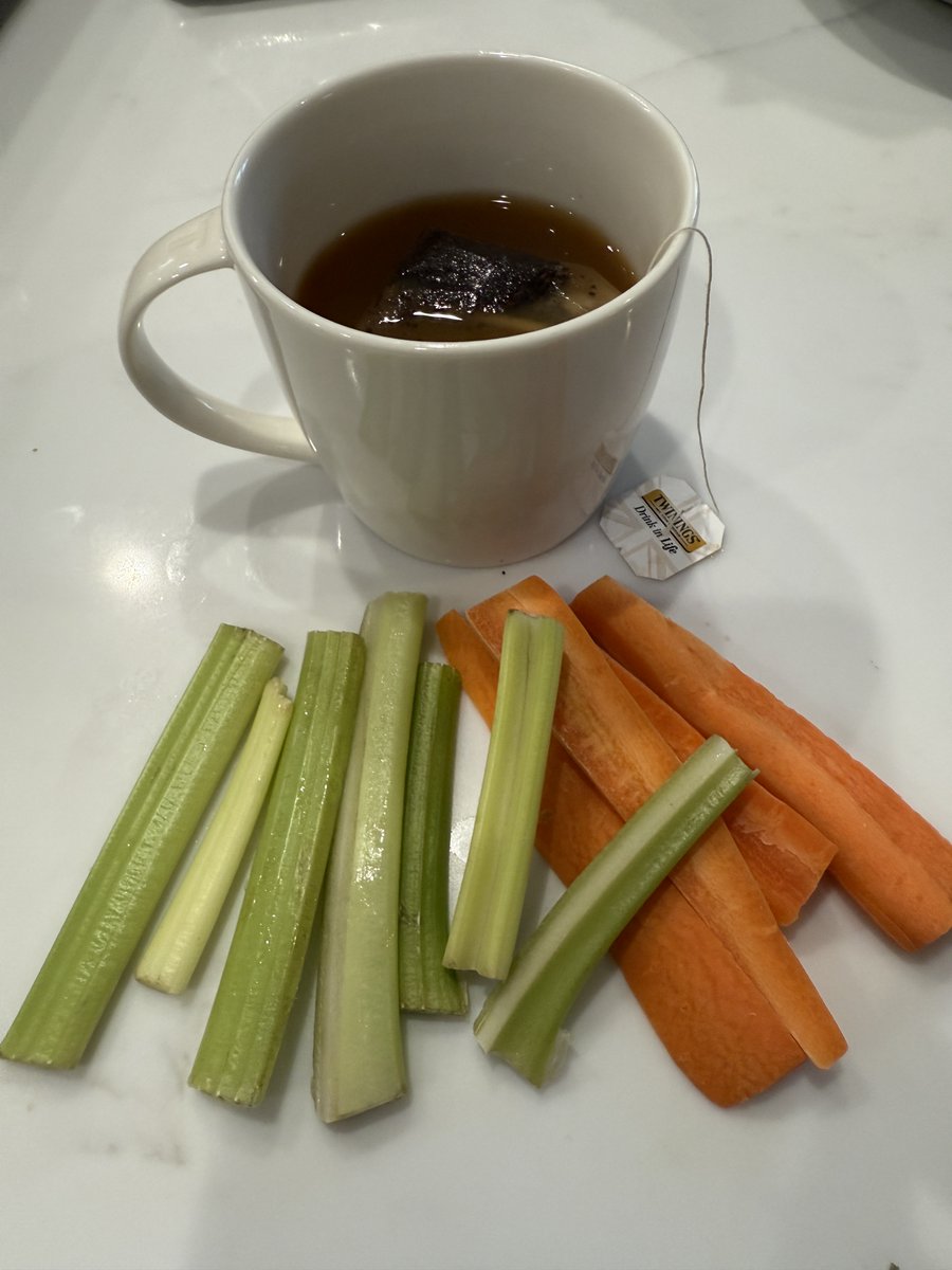 neiltyson's tweet image. If people left Hot Tea, Carrots, and Celery for Santa on the table rather than Milk &amp;amp; Cookies on Christmas Eve, I bet he’d be much, much, thinner.