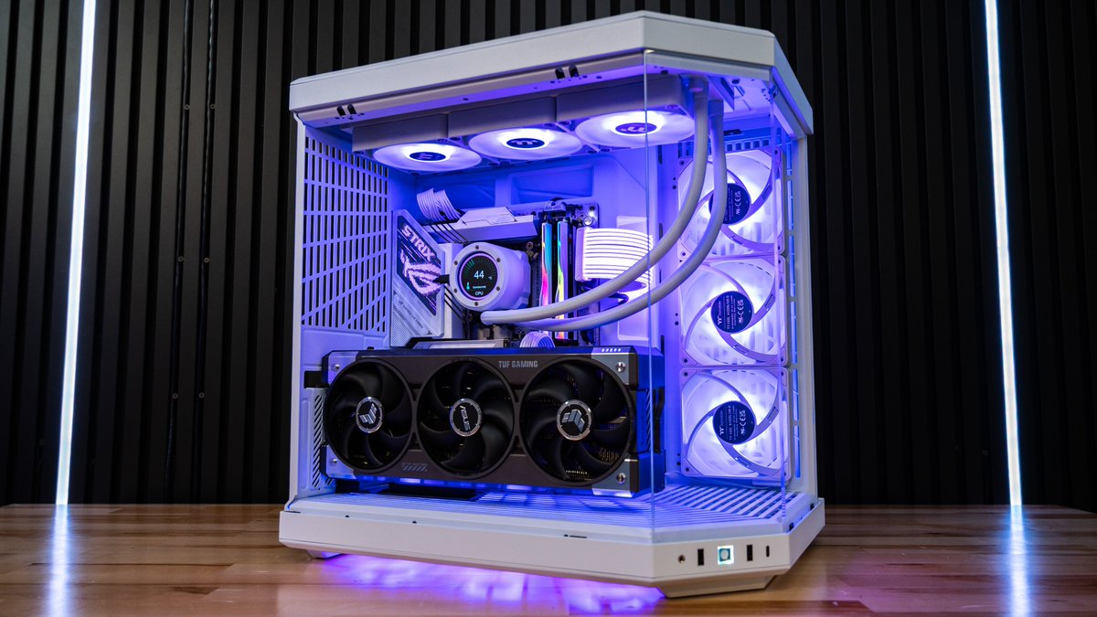 PowerGPU's tweet image. With the Holidays here, we want to thank you all for the incredible support.

We will still be active and responding throughout the next few weeks.

Now go buy a PC for your loved ones. They earned it. 🙂