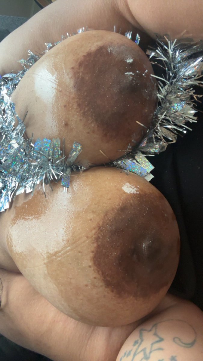 big tits 😘 tweet media