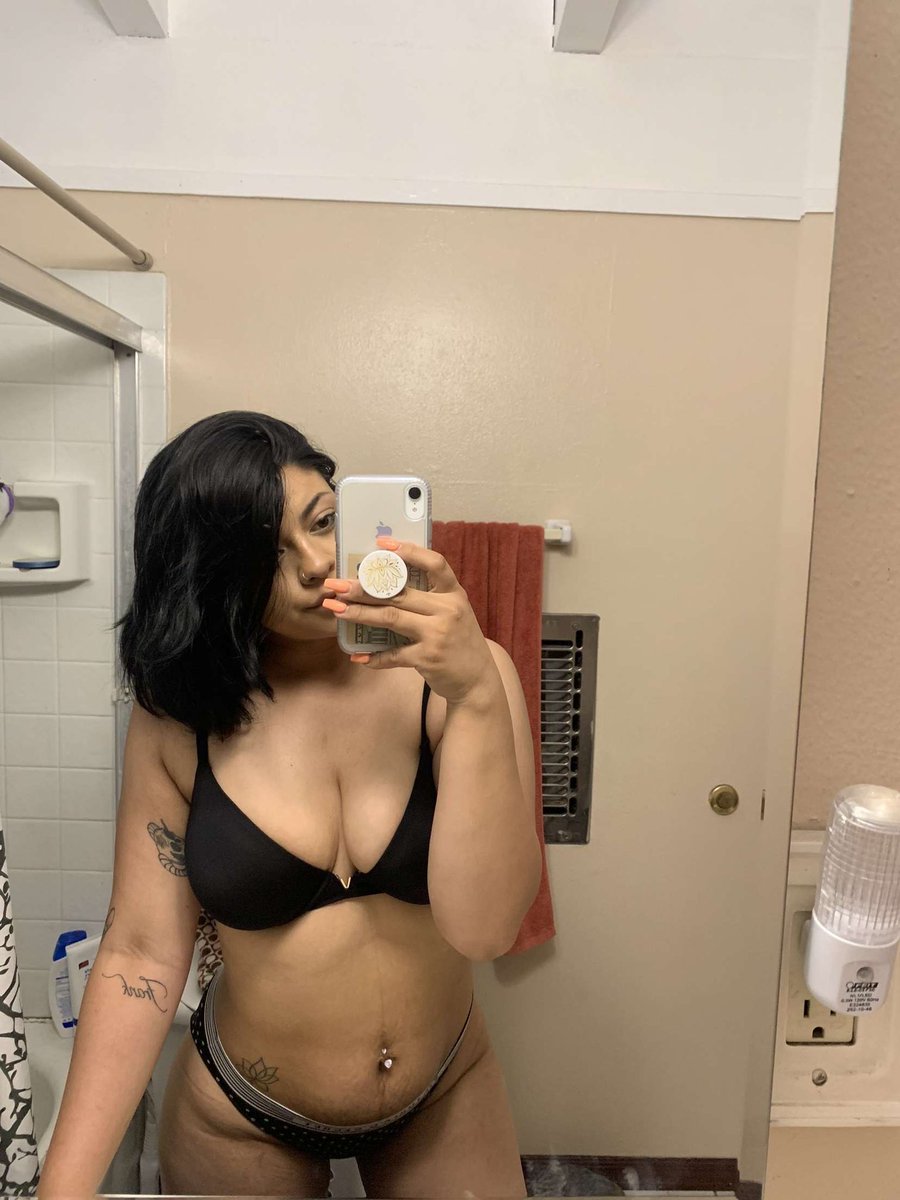 Send me dick pics y’all