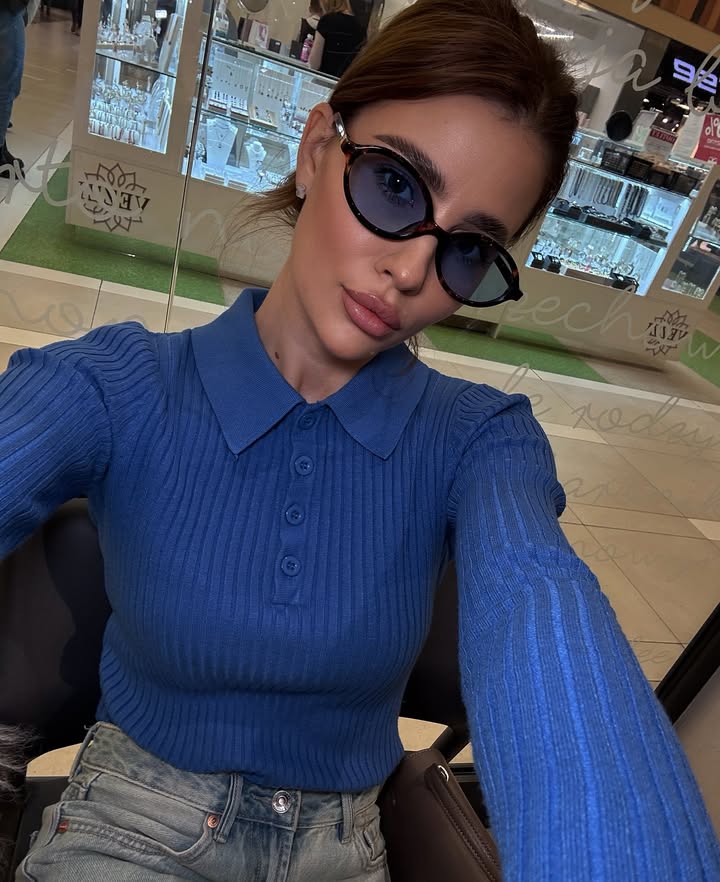 SophiaKrlszb's tweet image. Merry Christmas!🎄🕊️
#MerryChristmas2025  #SmartNews