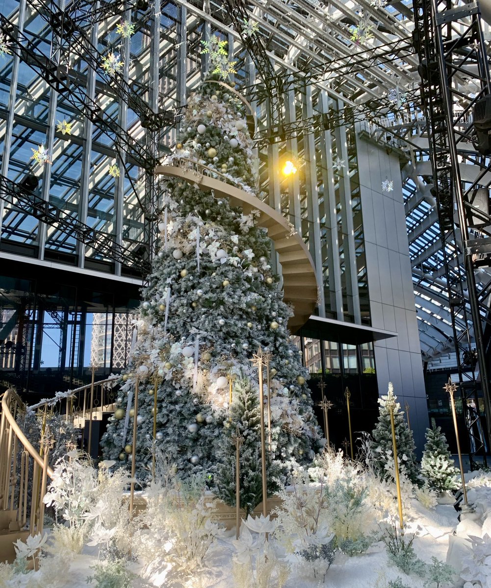 おはようございます。大変ご無沙汰しております。生きてます。
みなさま良いクリスマスを…