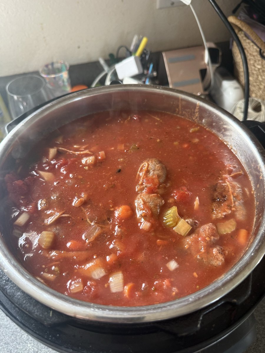 whopsauce13's tweet photo. It may seem like I just come here to talk shit, but your boy can burn too 😮‍💨😮‍💨 🇮🇹🇮🇹 #Braciole #ChristmasEve https://t.co/MNGFsHiTOL