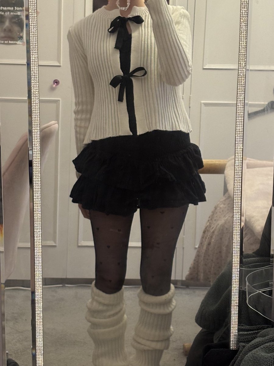 J🪵🍵 tweet media