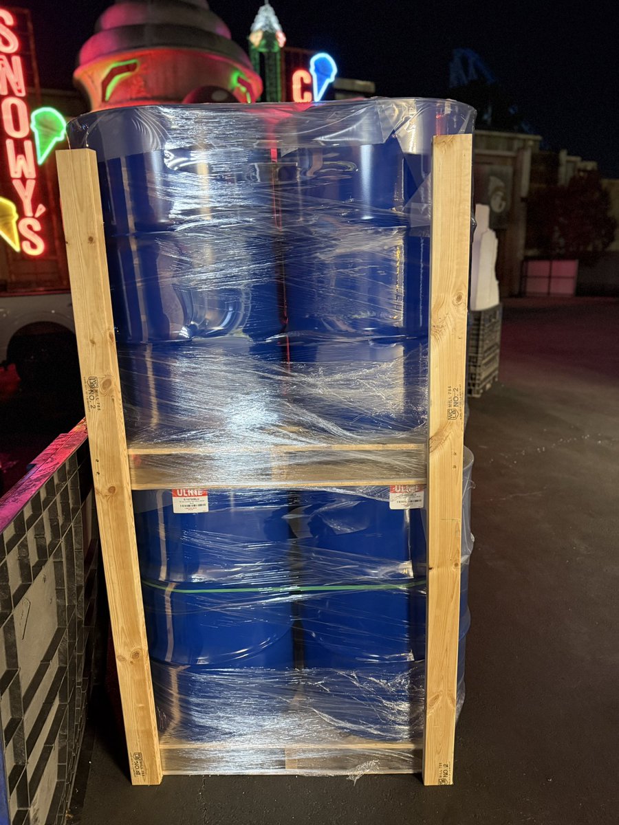 jeffrey_siebert's tweet image. I’m feeling the chill! ❄️ The enhancements will look amazing once complete in 2026! @SixFlagsOverTX