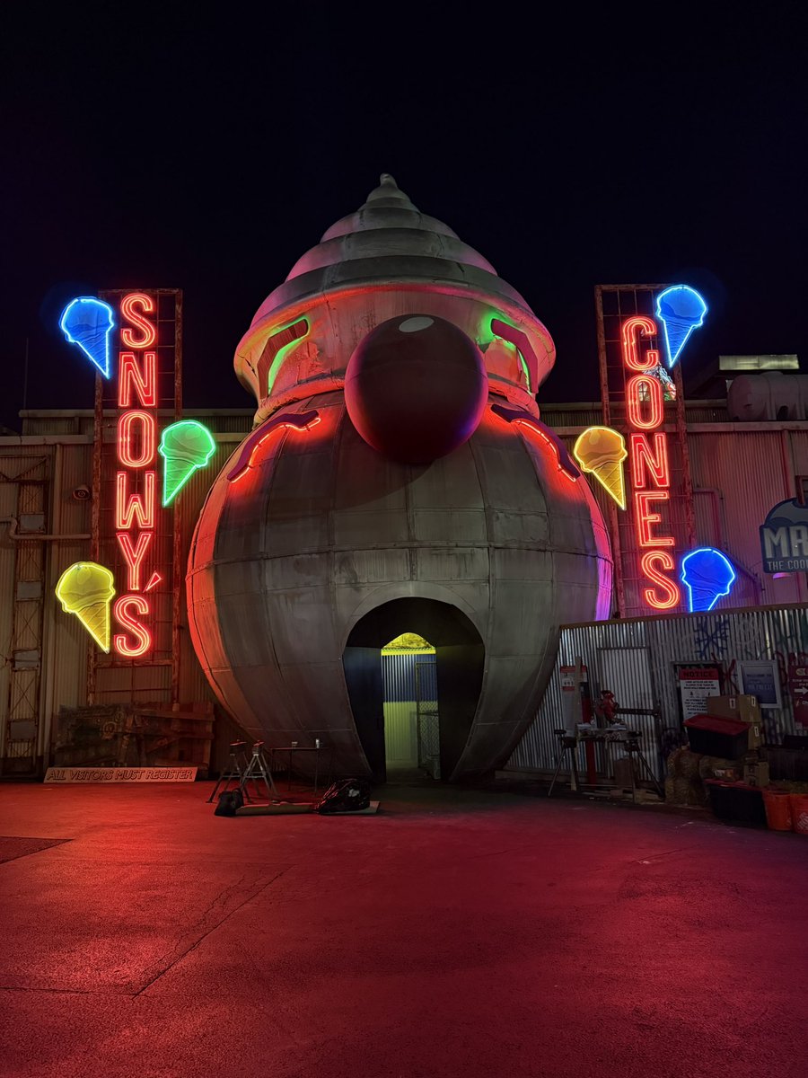 jeffrey_siebert's tweet image. I’m feeling the chill! ❄️ The enhancements will look amazing once complete in 2026! @SixFlagsOverTX