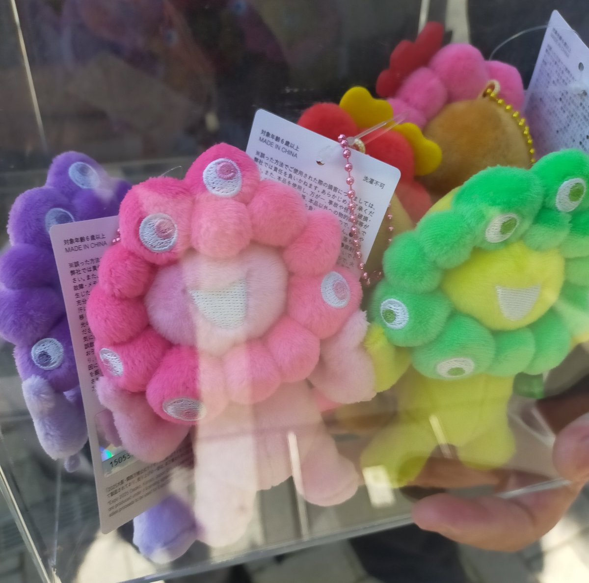 推しカラーミャクミャク/日焼けミャクミャク 新宿マルイアネックスでも