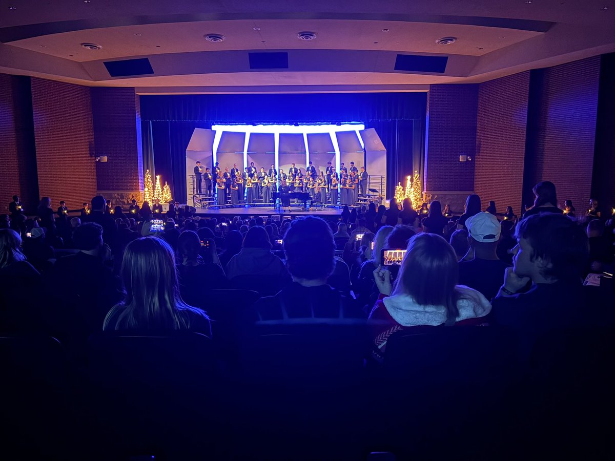 Ross Andress tweet media