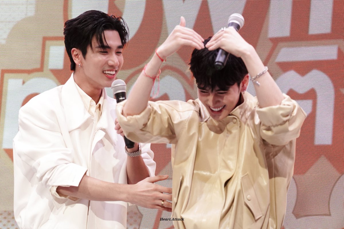 xheart_attackx_'s tweet photo. ยิ้มจนปวดแก้มไปหมดดดดด🥺🤏
PERTHSANTA HYDRATING
#HadaLaboxPerthSanta #HadaLaboxPerthSantaSkinCafe https://t.co/nymAFyntx4