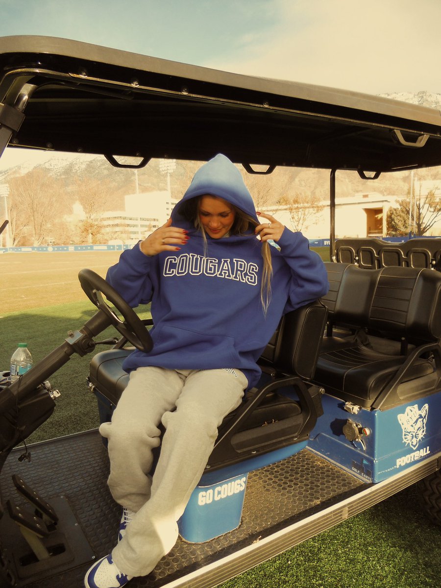 desrtclub's tweet photo. COUGARS HOODIE AVAILABLE NOW
https://t.co/xbW9r6AHdv https://t.co/IUTw5dj2hE