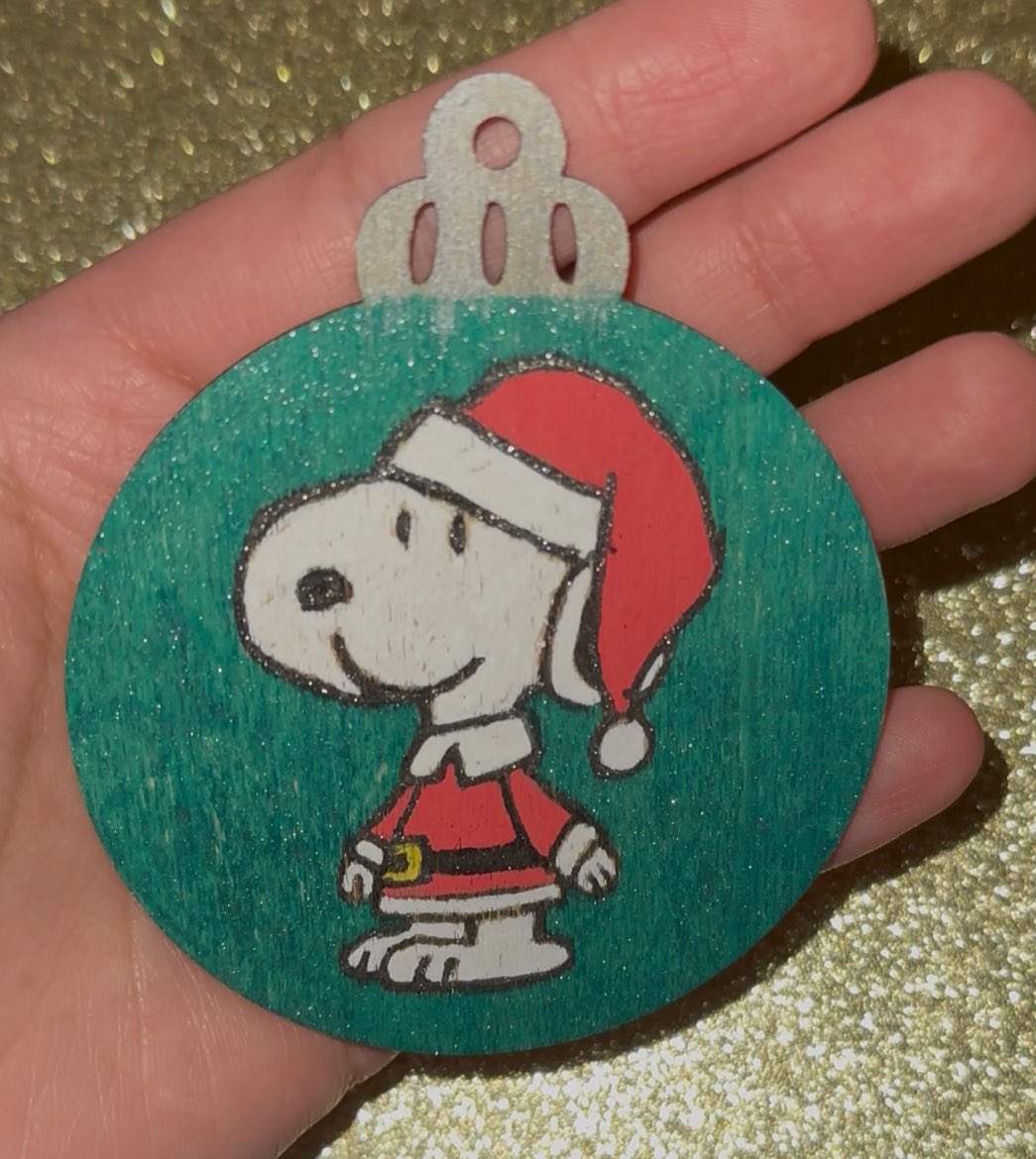 i made this cute snoopy ornament ❤️