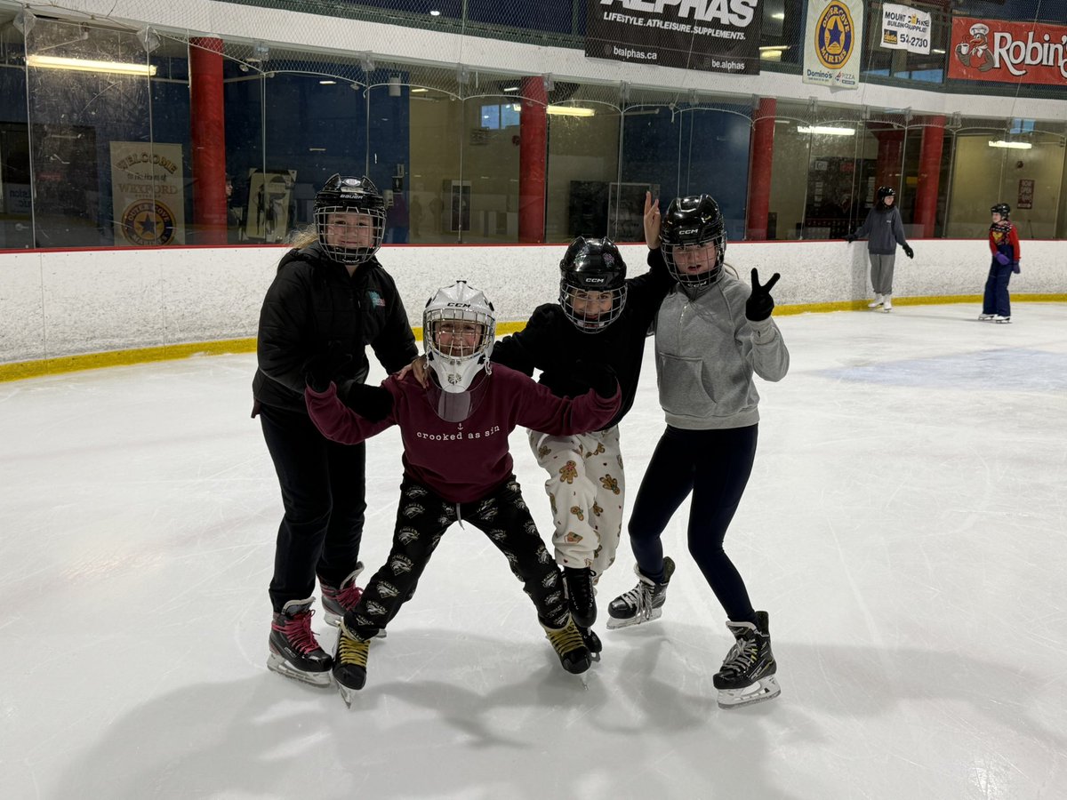 The grade 6 classes had a fantastic day at their skating session