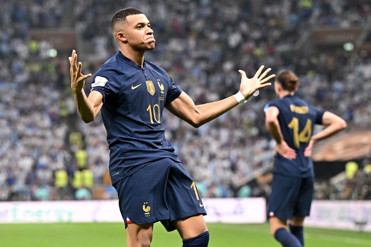 Samuel 🇷🇪🇲🇬 tweet media