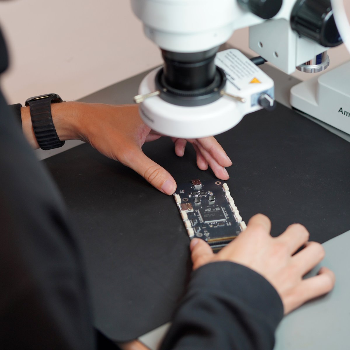 ycombinator's tweet image. Over the last few months, @diodeinc has been working with @anthropic on a shared question: how good can a general-purpose AI model become at real electrical engineering work?

Not as a demo or a toy, but on designs that become hardware that their customers plug into test stands,…