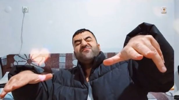 gün içinde ne yaşarsak yaşayalım dolabı açıp soğuk kola görünce