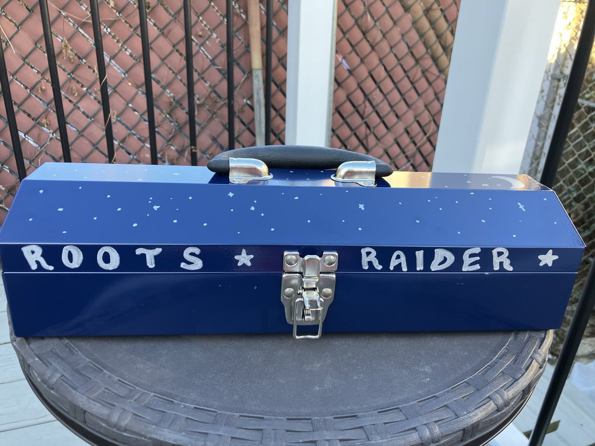 soon_come_sound's tweet image. 🔵 Real deal spring reverb powered by USB in a blue toolbox enclosure, going out to a customer today. #springreverb #dubreggae #soundsystem #diyaudio