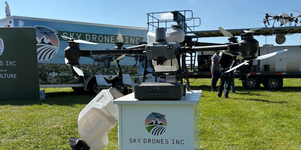 AgSmartOlds's tweet photo. @skydronesinc brought their latest and greatest to AgSmart this past summer, showcasing how advanced drone tech is transforming on-farm decision making. Producers had the chance to see real-time demos and learn how these tools can boost efficiency. https://t.co/cx5ydPFG6c