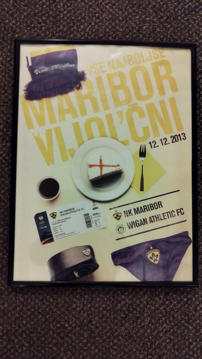 redrobe13's tweet photo. Maribor #wafc https://t.co/nTr1W1JUDe
