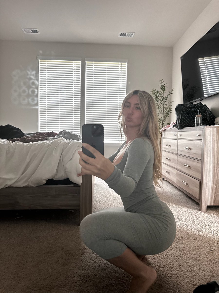 Valentina tweet media