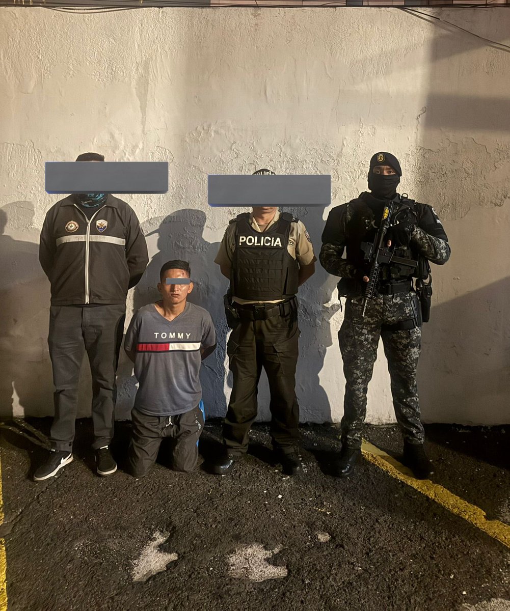 CAPTURADO SUJETO INVOLUCRADO EN FEMICIDIO EN QUITO.

Ángel Oswaldo P.R. fue capturado por la Policía Nacional, en el sector La Ferroviaria, al estar involucrado en el asesinato de su ex conviviente, de quien tenía una orden de alejamiento por orden judicial. Este tipo posee