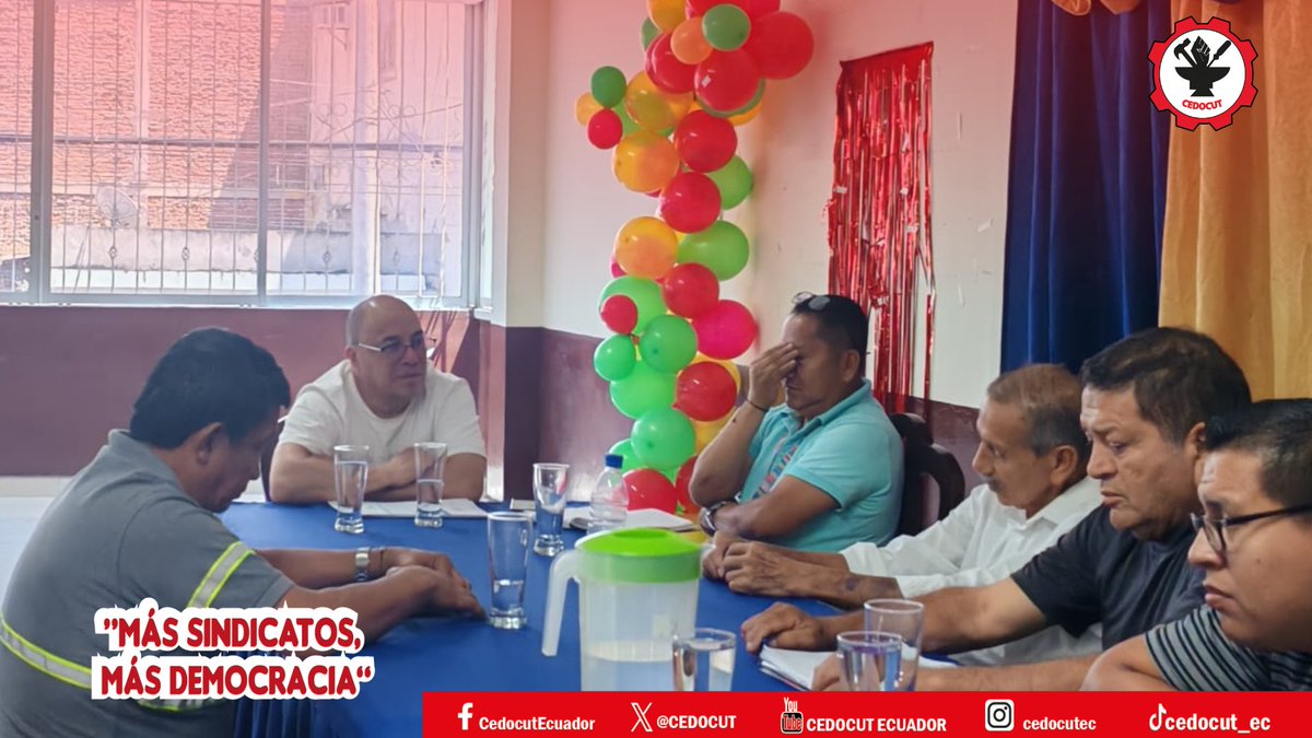 CEDOCUT's tweet image. Edwin Bedoya Ramírez, presidente nacional de la CEDOCUT‑FUT, se reunió con el Sindicato de Trabajadores del Municipio de Manta 🤝 para tratar la negociación colectiva y la situación sindical del cantón 🗣️📋. ¡Unidad y acción por derechos laborales! ✊🏽⚖️ #CEDOCUTFUT #TrabajoDigno