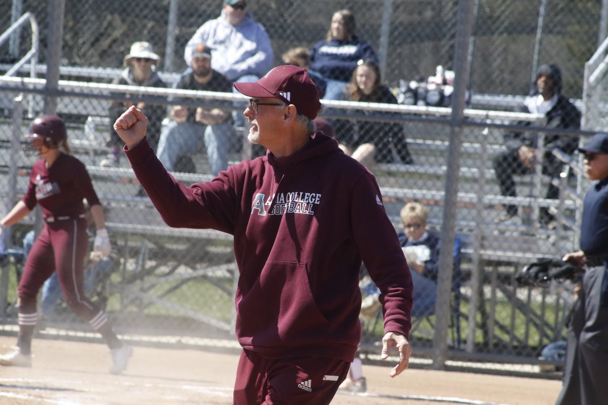 Alma College Scots tweet media