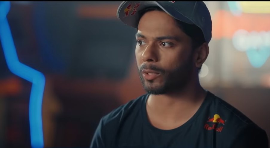 The most beautiful words in this documentary, for me, were when Arslan Ash admitted that he had become rude and arrogant, but has now changed. I pray that Allah continues to bless him even more. GG <a href="/ArslanAsh95/">Twis | Arslan Ash</a>