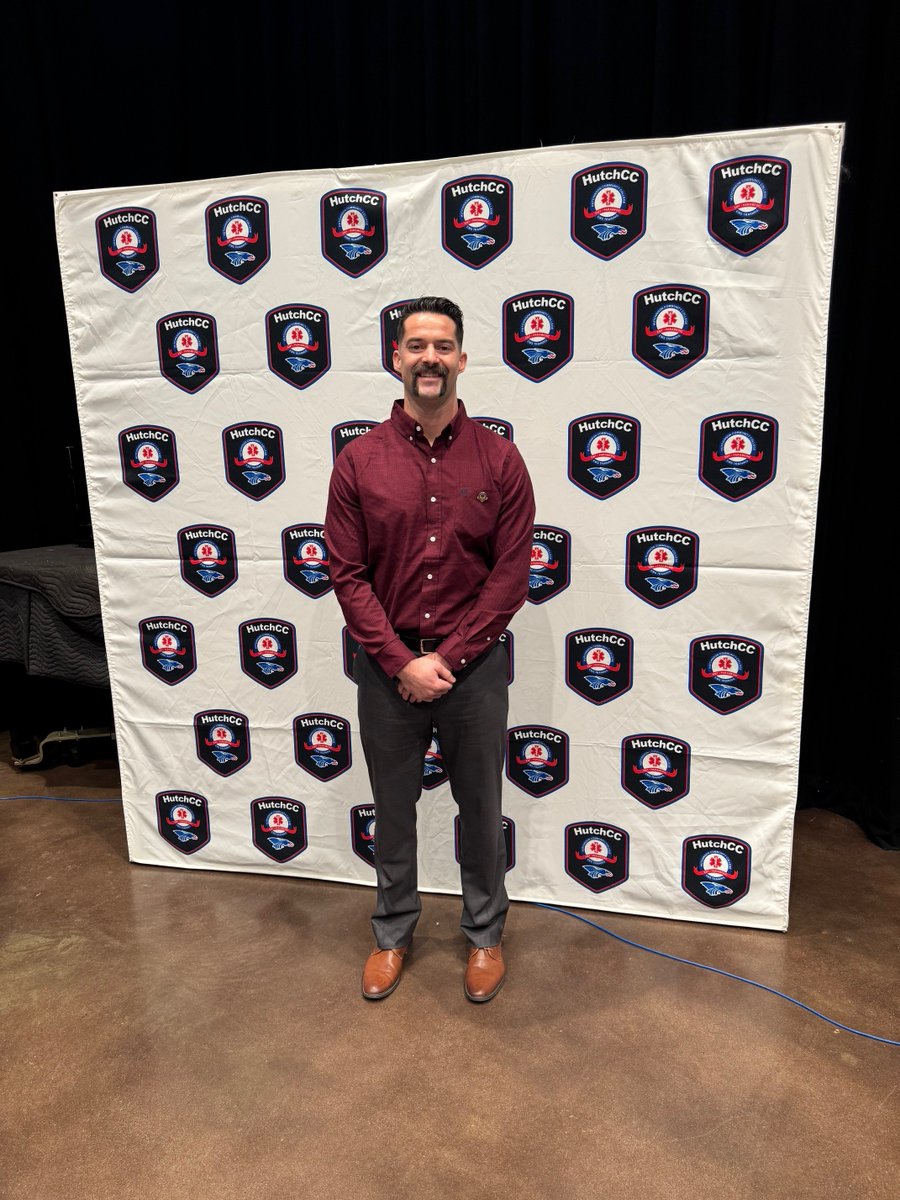 SalinaFire's tweet photo. Congratulations to Seth Myers on graduating from paramedic class today. This is a big milestone and the result of a lot of hard work, long hours, and commitment to class. We’re proud to have you on our team and excited to see you take this next step in your career. Well done! https://t.co/pngxosgyPc