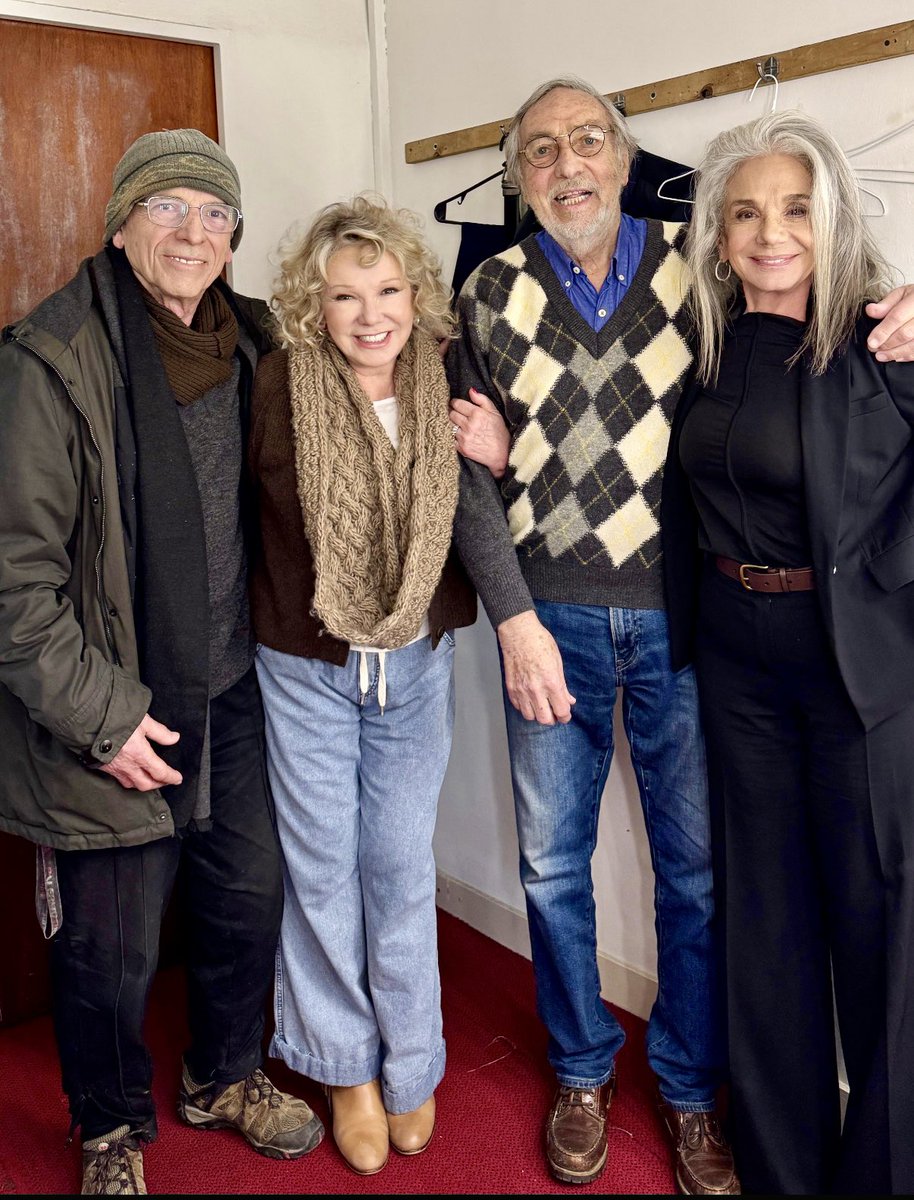 Multiteatro tweet media