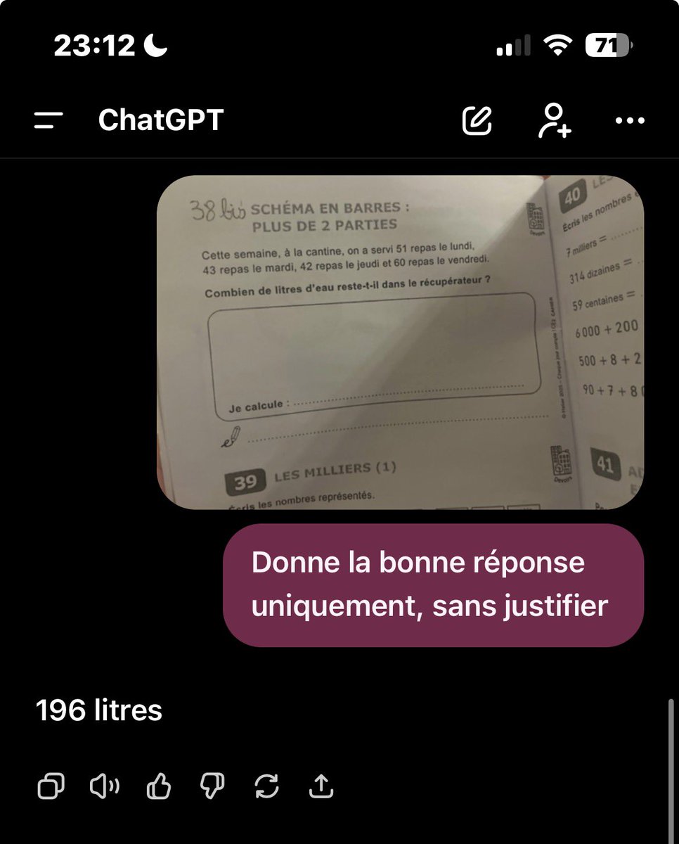 riffiya__'s tweet image. T juste bête