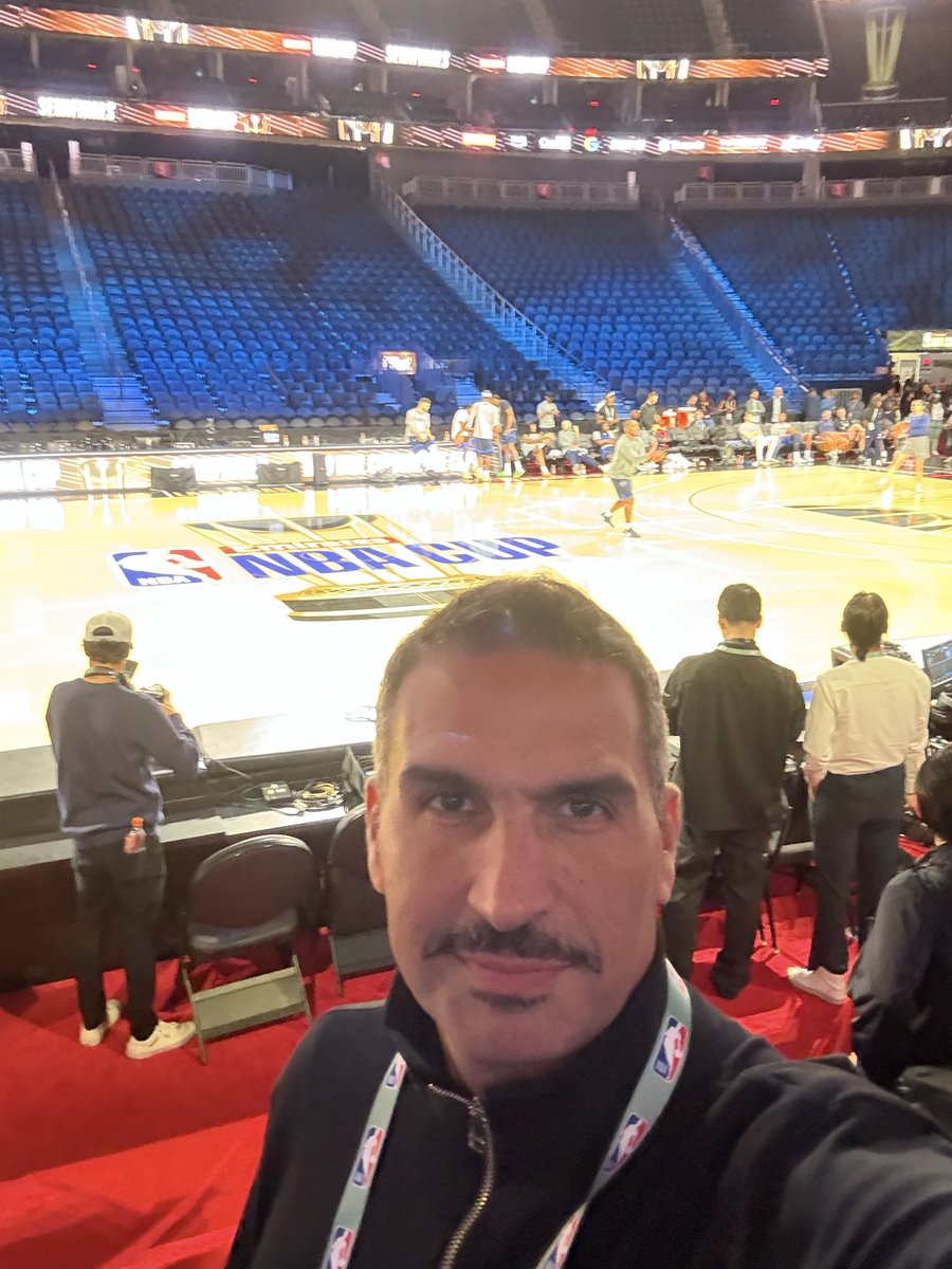 Eu, Shai, o OKC, o Magic, os Knicks, os Spurs, o bigode...estaremos todos nas decisões da Emirates NBA Cup aqui em Las Vegas.
Ao vivo e exclusivo, so na Amazon Prime. <a href="/pvsportbr/">Prime Video Sport Brasil</a>