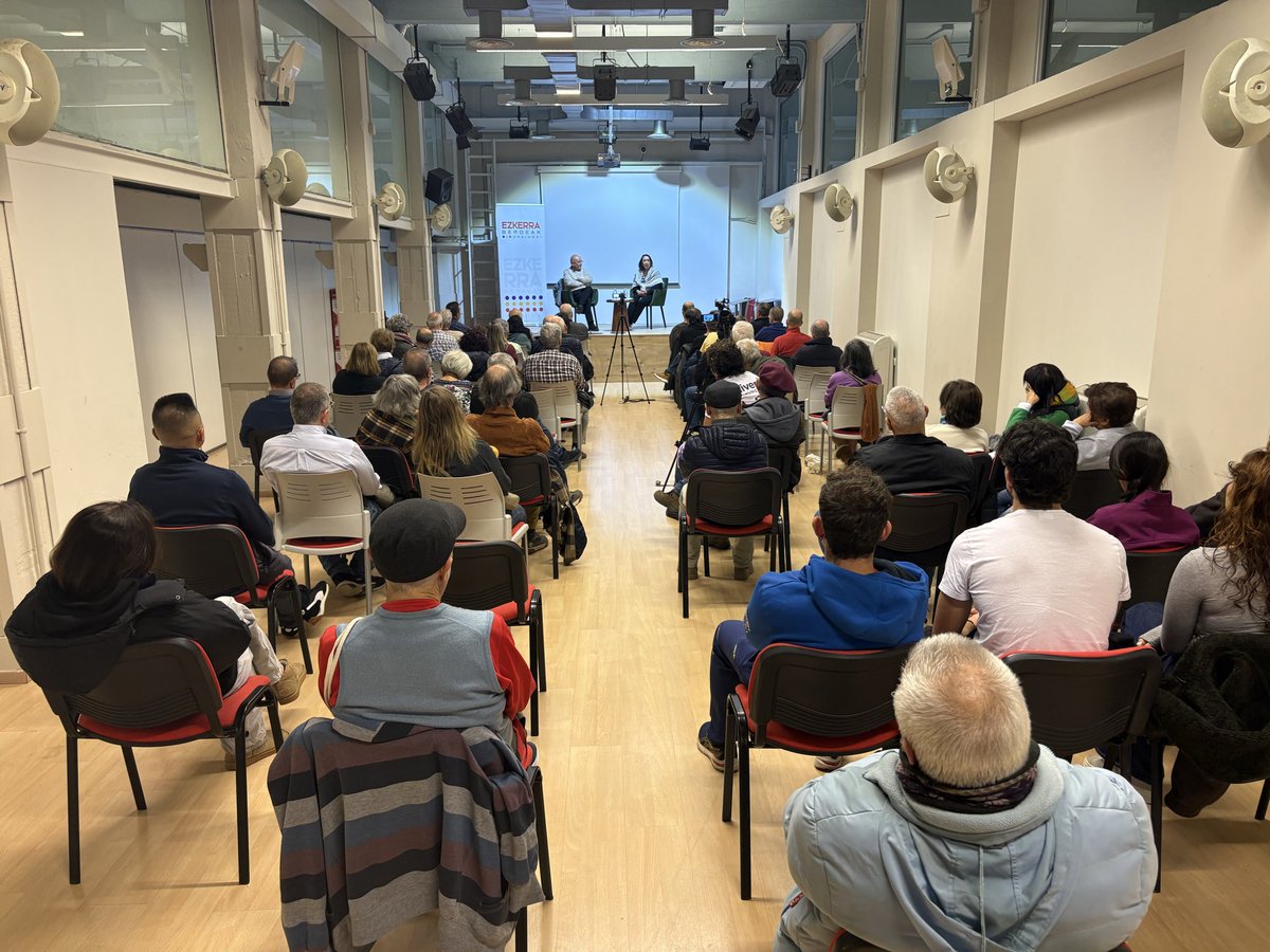 Consulado General de Venezuela en Bilbao tweet media