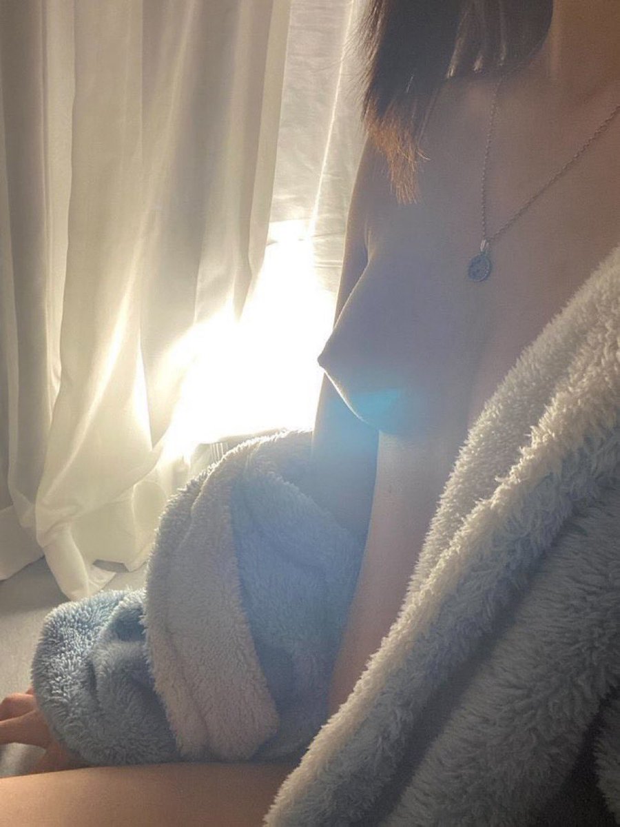 minamina0812's tweet photo. 小ぶり過ぎで嫌いかな...
アリ？ https://t.co/0k6D40IrBW