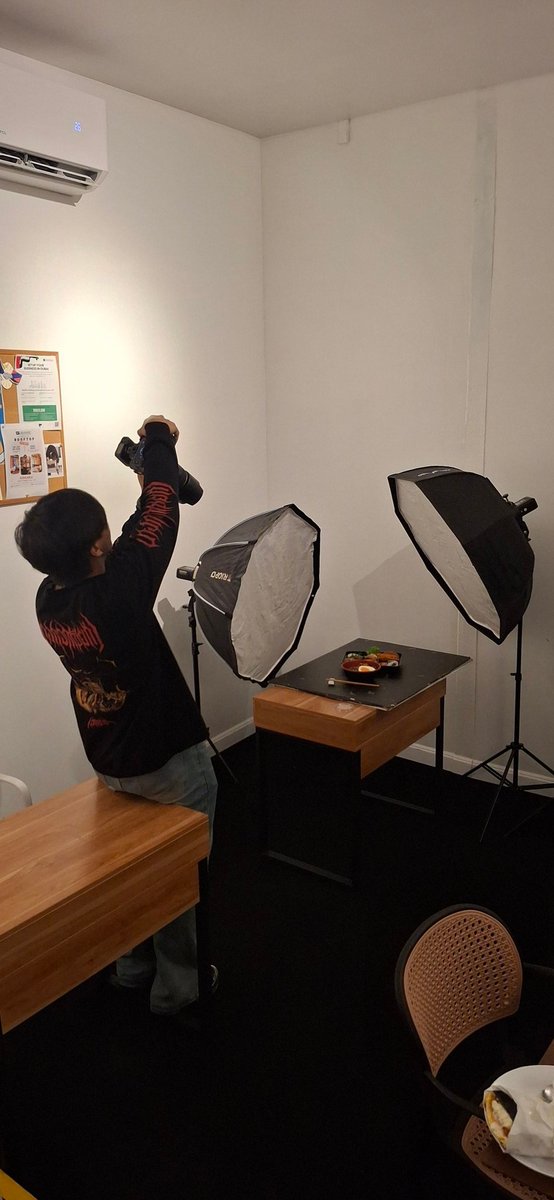 isedon's tweet photo. 撮影会📸📸📸 https://t.co/Wi4veCLU36