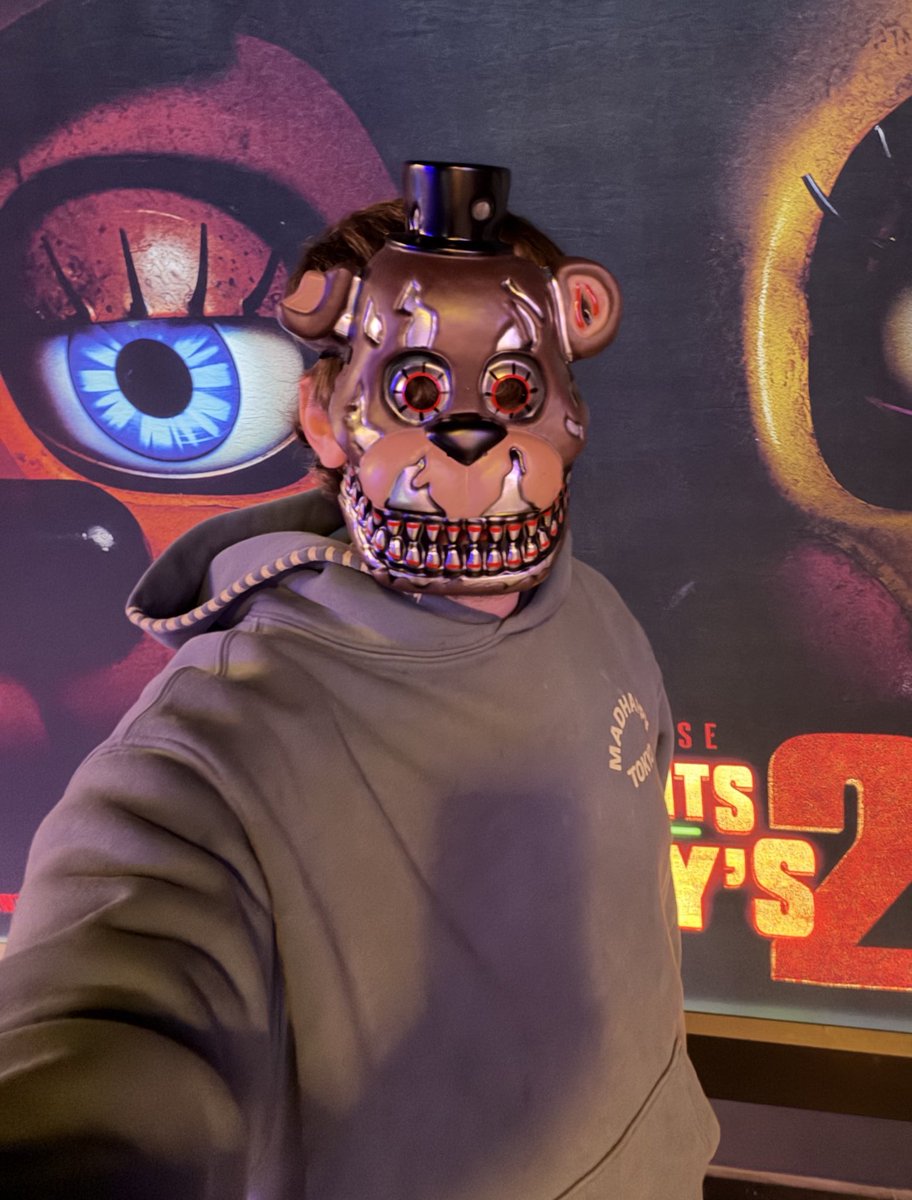 sapnap's tweet photo. fweddie fazbear 🧸 https://t.co/0WckWedyQR