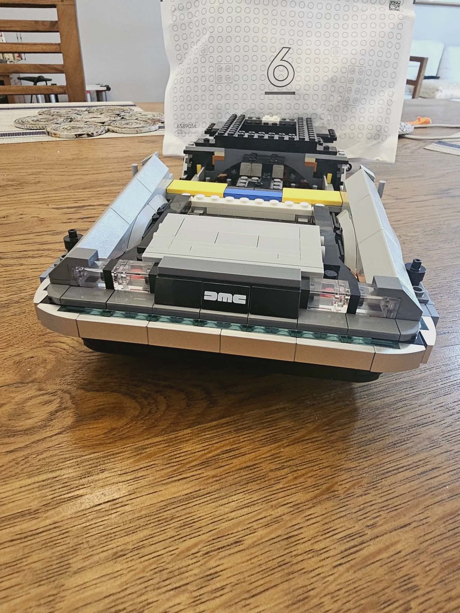 <a href="/DeLoreanlabs/">DeLorean Labs</a> Still a work in progress. I minted this for about 152 SUI 💧 ... currently assembling bag 6 of 11... 5 down, 6 more to go 

$DMC