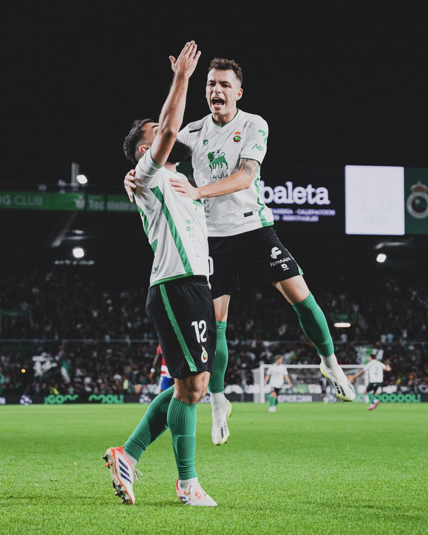 🎶 Sueña que sueña con ella, y si en el infierno le espera… Quiero fundirme en tu fuego, como si fuese de cera... 🎶

😴 ¡Nos vemos mañana, racinguistas!

#RacingLeganés