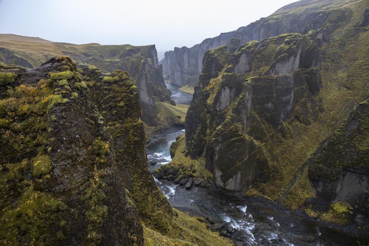jamesonabart's tweet photo. Glacial-carved canyons of Iceland — where earth’s power is written in stone. 

#Iceland #Nature https://t.co/TYROSj2ohB