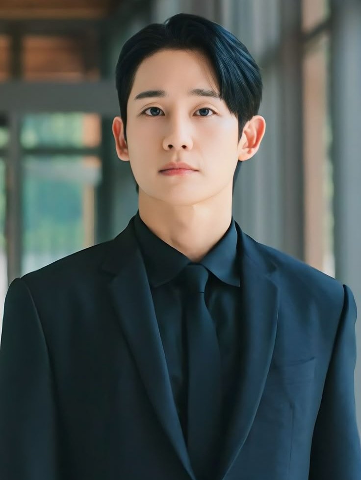 kpoppredictins's tweet photo. Jung Hae-In in currently in a relationship. https://t.co/4dWyhGRDvD