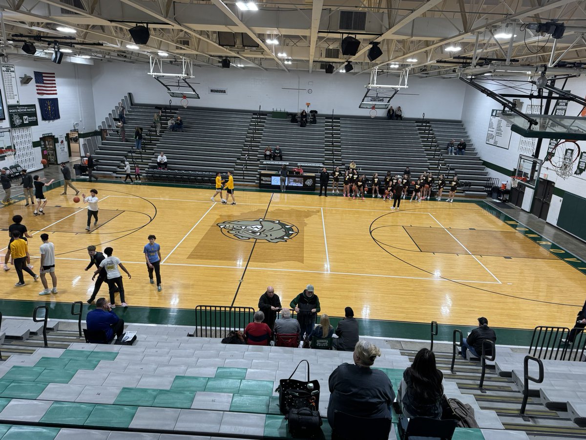 I’m back at <a href="/MonroviaNews/">MonroviaHighSchool</a> as <a href="/MonroviaSports/">Monrovia Athletics</a> hosts Speedway for a Hoosier Legends Conference Doubleheader. <a href="/noah12breeden/">Noah Breeden</a> and I have the call for <a href="/IHSAAtv/">Champions Network</a> at 6:00 PM and 7:30 PM. 

ihsaatv.org/monrovia/?B=33…