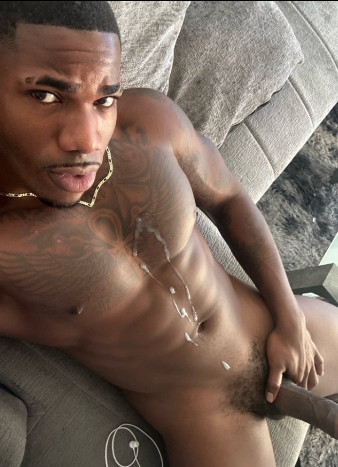 You want daddy to make custom video for you cumming for you ask how much