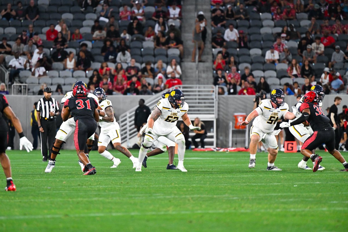 Ethan Vazquez tweet media