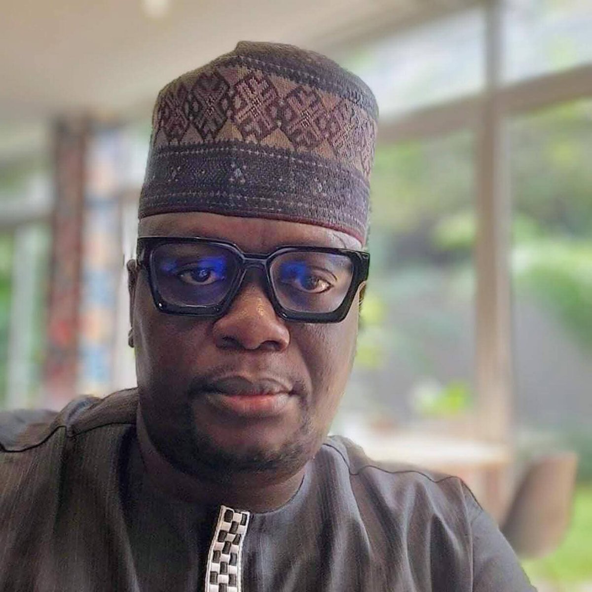 aboubacarybarma's tweet photo. #Bénin 🇧🇯 #Justice
La #Cour de répression des infractions économiques et terrorisme (#CRIET), dans le cadre de l’enquête ouverte après le coup d’État déjouée, a émis deux #mandats d'arrêts Internationaux contre les activistes #Kemi_Seba et #Sabi_Sira_Korogoné. https://t.co/d533ptBHmk